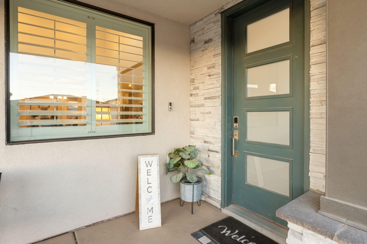 756 W Owen DR St George, UT 84790 home for sale, MLS#25-267708 - Erika Rogers Photo 5