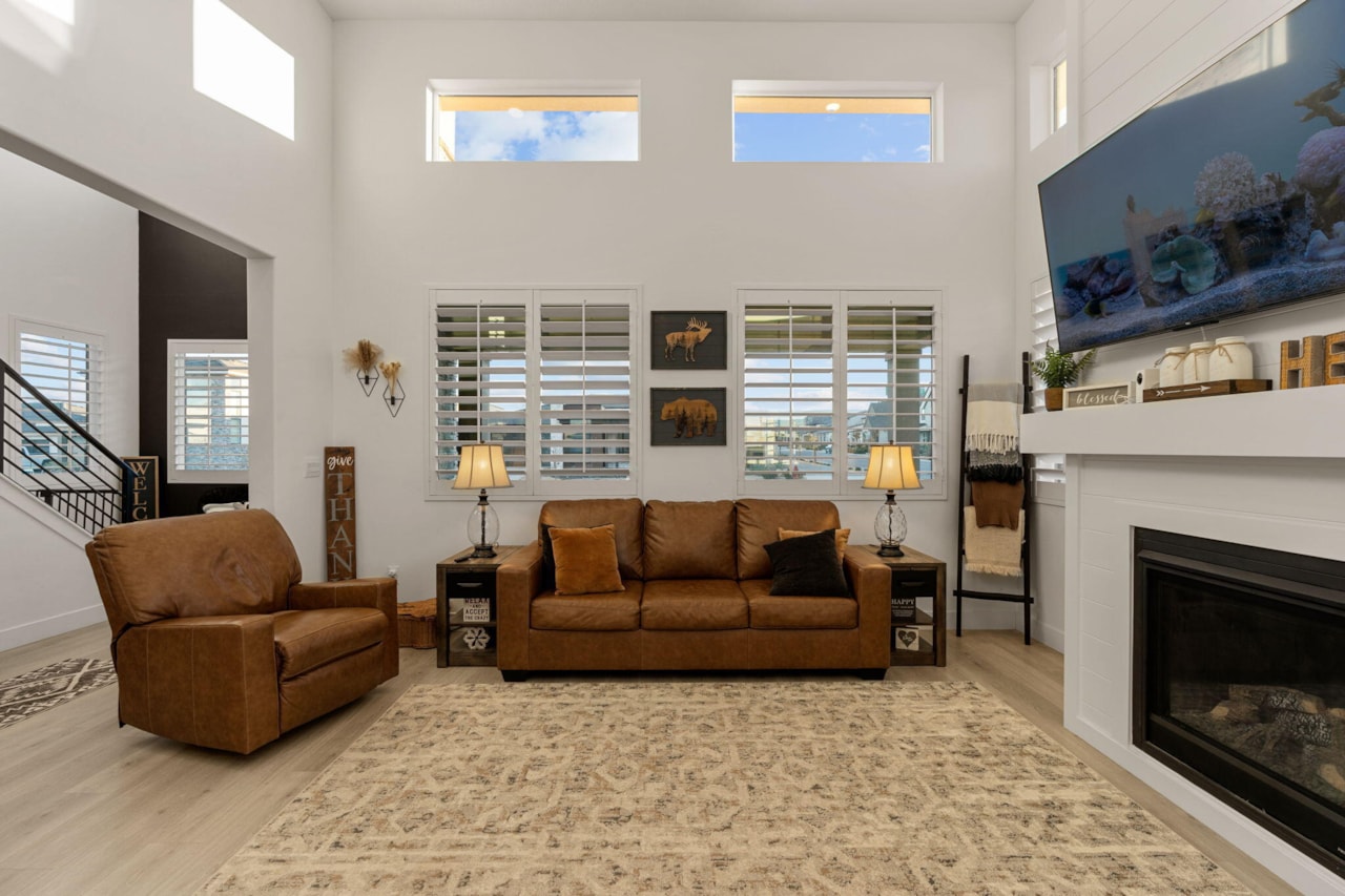 756 W Owen DR St George, UT 84790 home for sale, MLS#25-267708 - Erika Rogers Photo 7