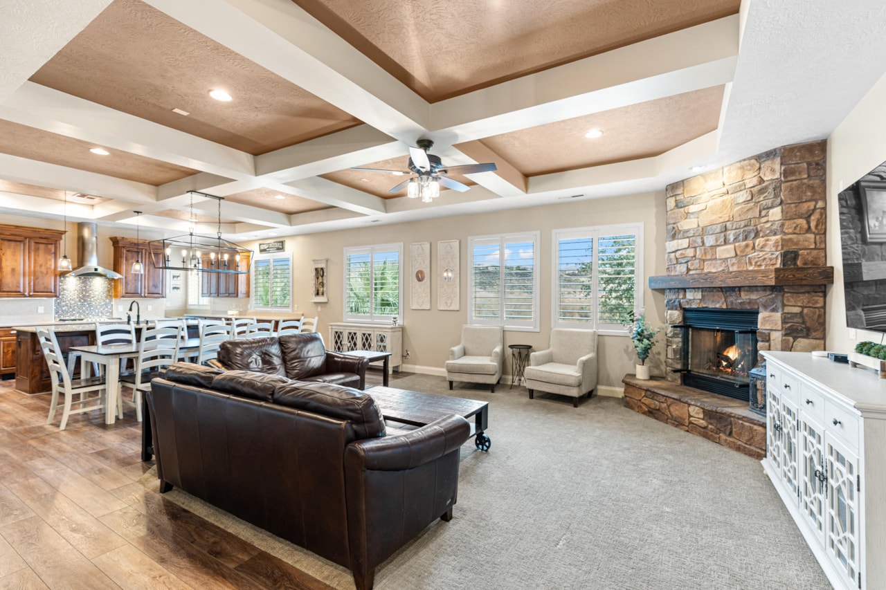 1839 E Boulder Springs CIR St George, UT 84790 home for sale, MLS#25-267724 - Erika Rogers Photo 7