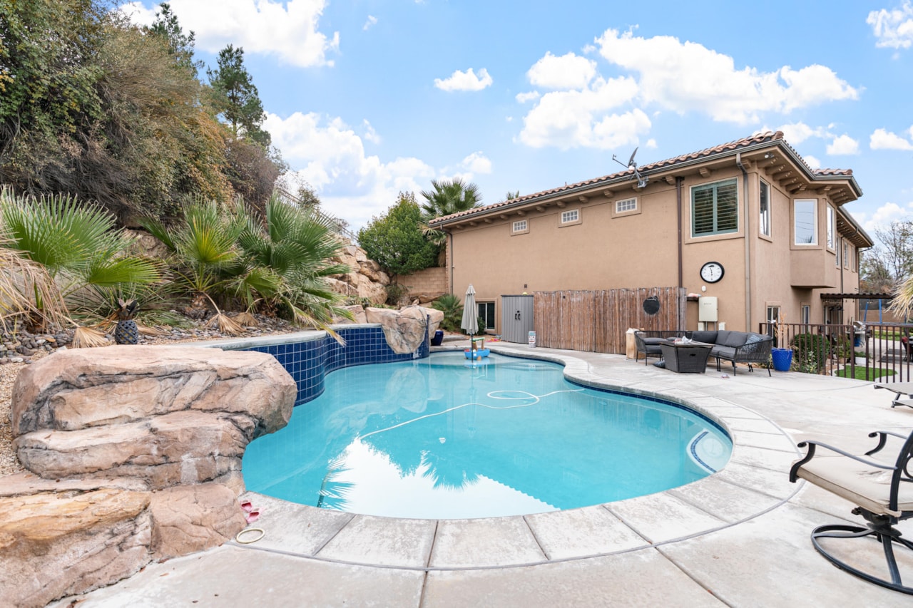 1839 E Boulder Springs CIR St George, UT 84790 home for sale, MLS#25-267724 - Erika Rogers Photo 34