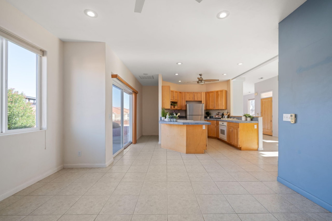 3580 Windmill DR Santa Clara, UT 84765 home for sale, MLS#25-267728 - Erika Rogers Photo 12