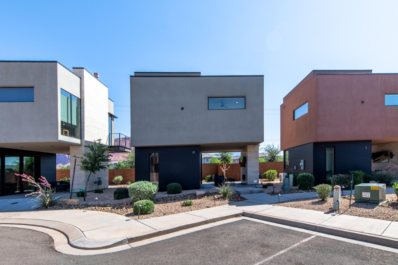 290 W Fitness Way #15 Ivins, UT 84738 home for sale, MLS#26-267725 - Erika Rogers Photo 2