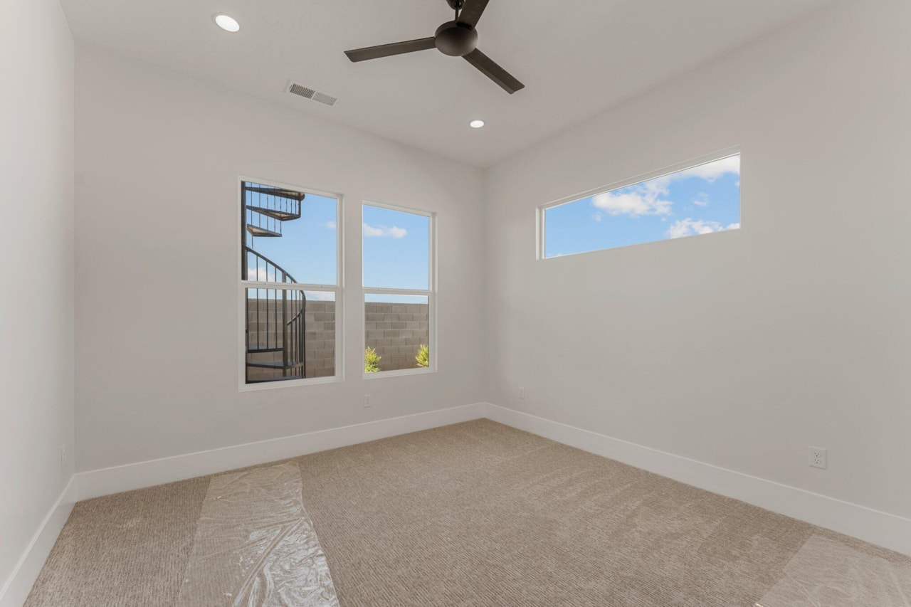 3365 Pharoah Way Way Santa Clara, UT 84765 home for sale, MLS#26-267728 - Erika Rogers Photo 18