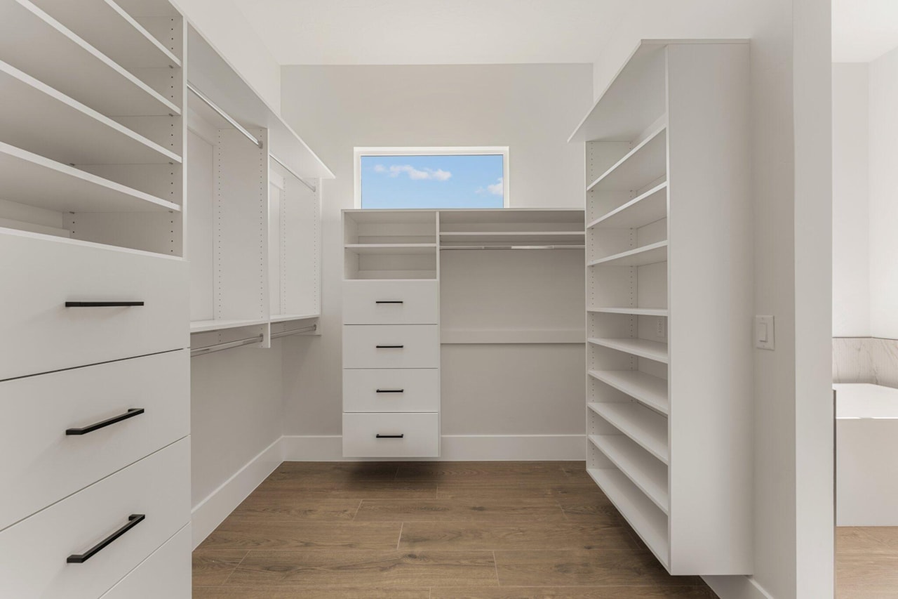 3365 Pharoah Way Way Santa Clara, UT 84765 home for sale, MLS#26-267728 - Erika Rogers Photo 37