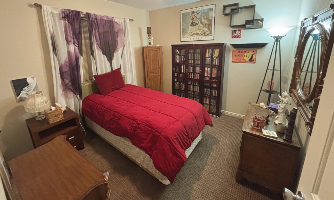 337 N Beacon DR Cedar City, UT 84720 home for sale, MLS#26-267736 - Erika Rogers Photo 6