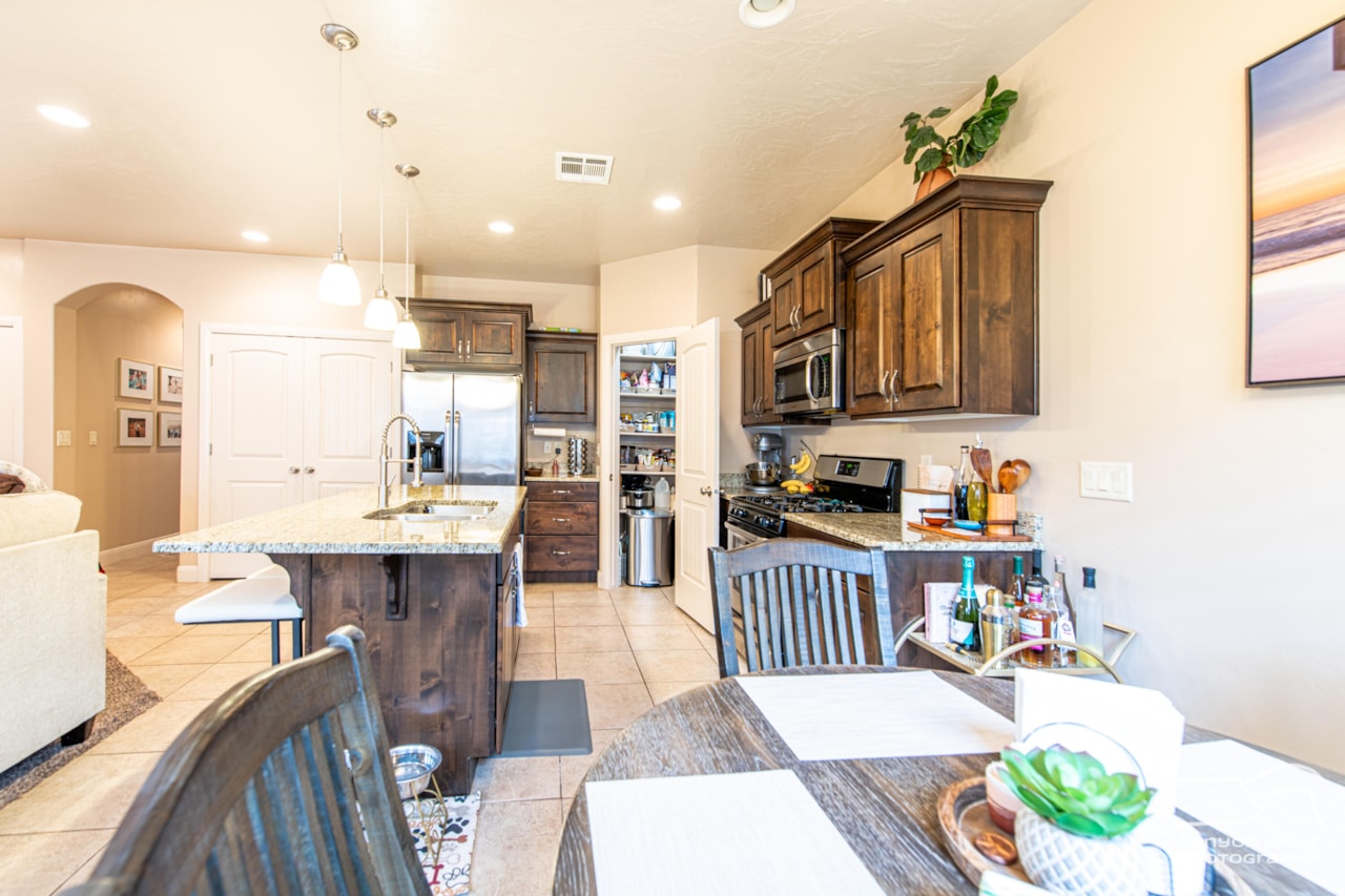 3422 W 90  N Hurricane, UT 84737 home for sale, MLS#26-267784 - Erika Rogers Photo 11