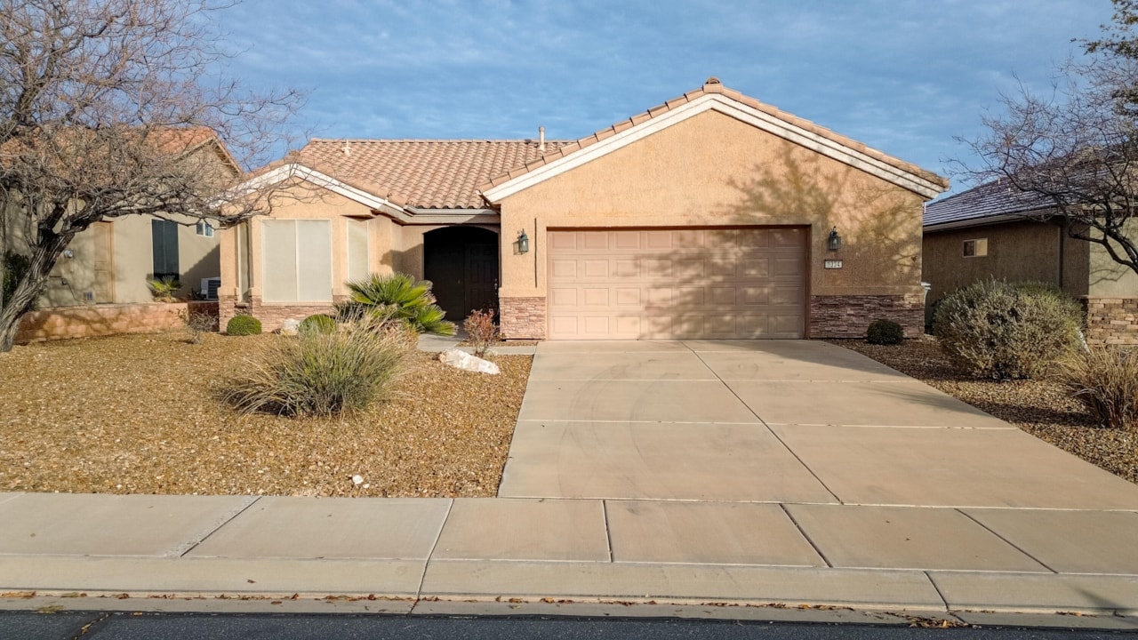 1334 W Ambassador DR St George, UT 84790 home for sale, MLS#26-267793 - Erika Rogers