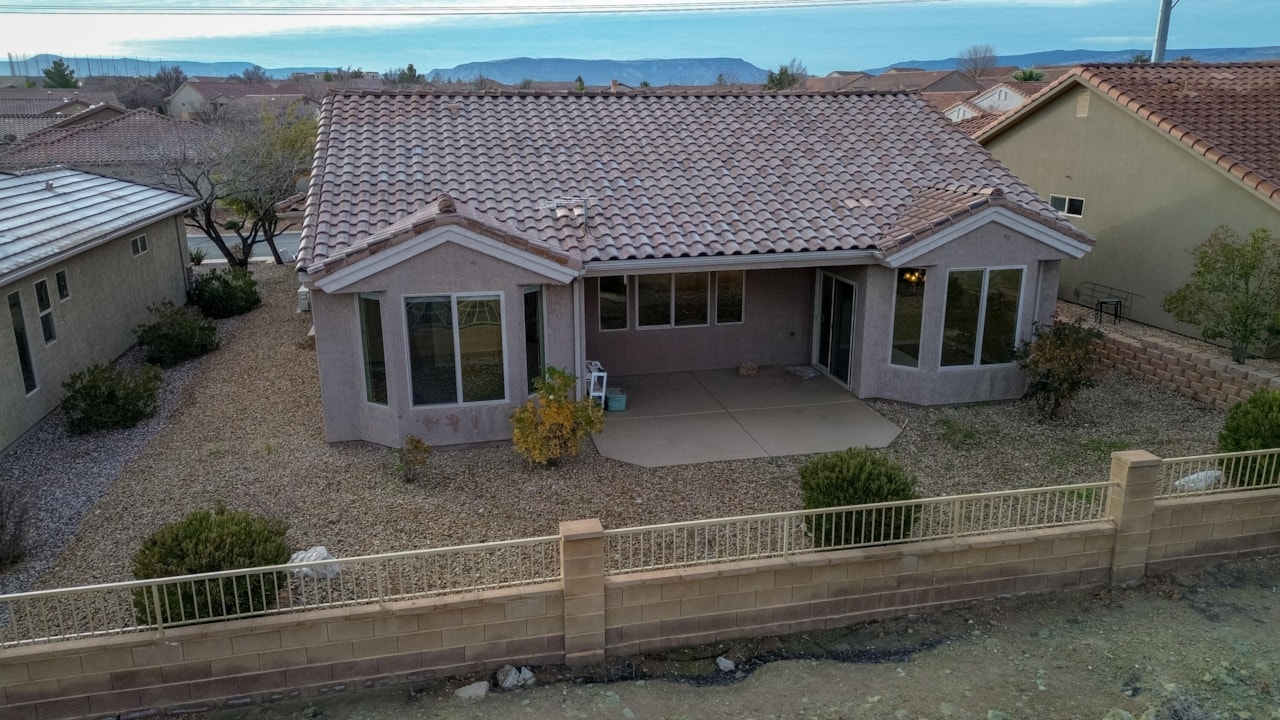 1334 W Ambassador DR St George, UT 84790 home for sale, MLS#26-267793 - Erika Rogers Photo 31