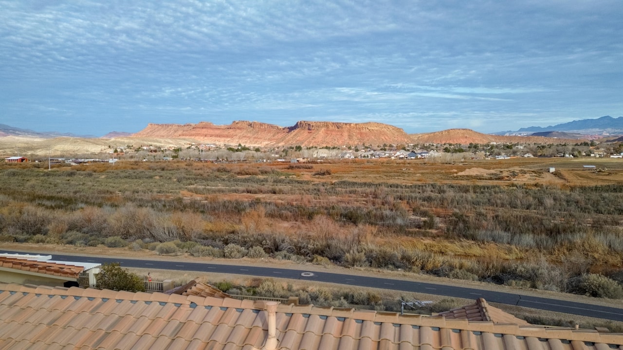 1334 W Ambassador DR St George, UT 84790 home for sale, MLS#26-267793 - Erika Rogers Photo 32