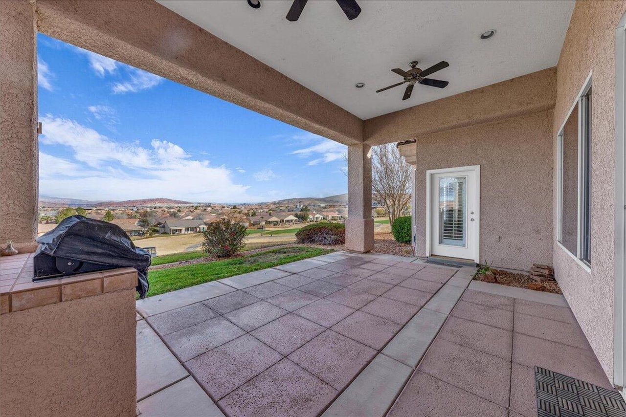 4507 S Ironwood DR St George, UT 84790 home for sale, MLS#26-267813 - Erika Rogers Photo 18