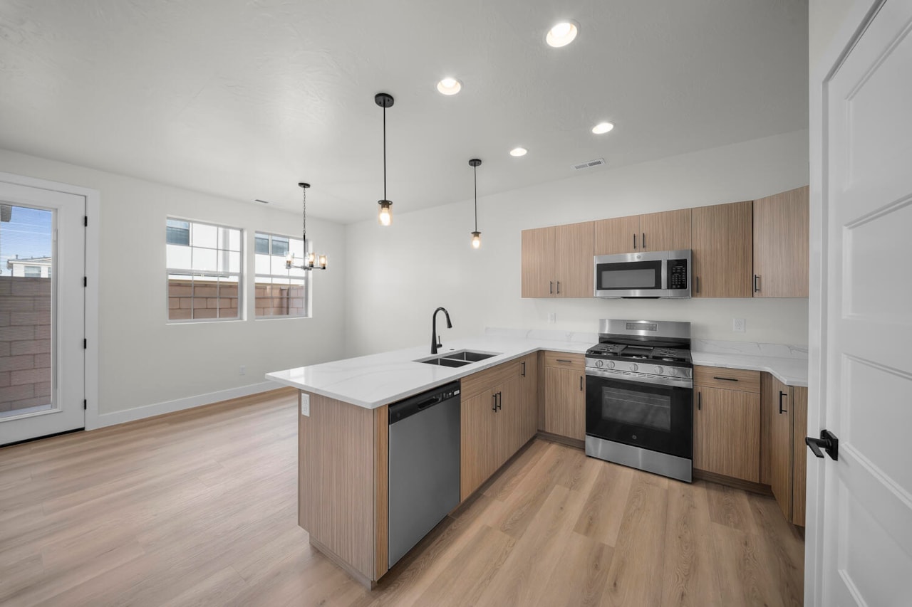 2319 E Kiabito LN #Lot 115 St George, UT 84790 home for sale, MLS#26-267815 - Erika Rogers Photo 11