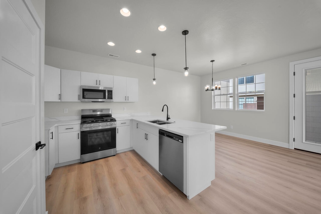 2333 E Kiabito LN #Lot 116 St George, UT 84790 home for sale, MLS#26-267816 - Erika Rogers Photo 11