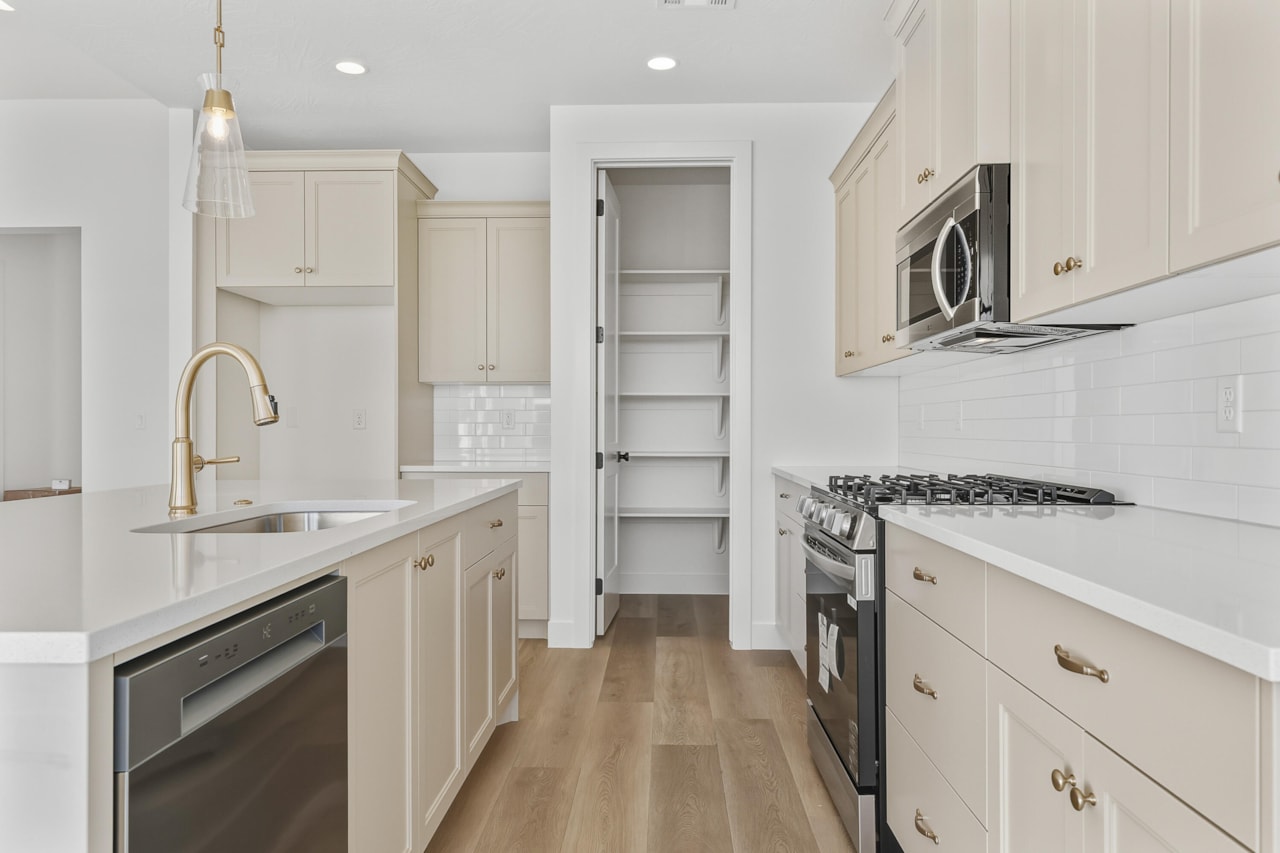 3098 S 4850  W #Lot 5 Hurricane, UT 84737 home for sale, MLS#26-267821 - Erika Rogers Photo 12