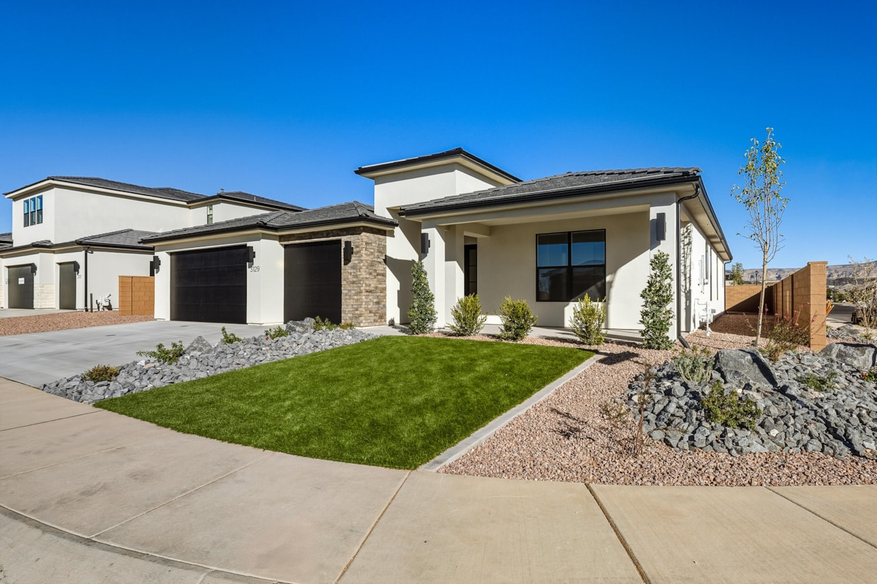 3129 S 4850  W #Lot 6 Hurricane, UT 84737 home for sale, MLS#26-267822 - Erika Rogers Photo 2